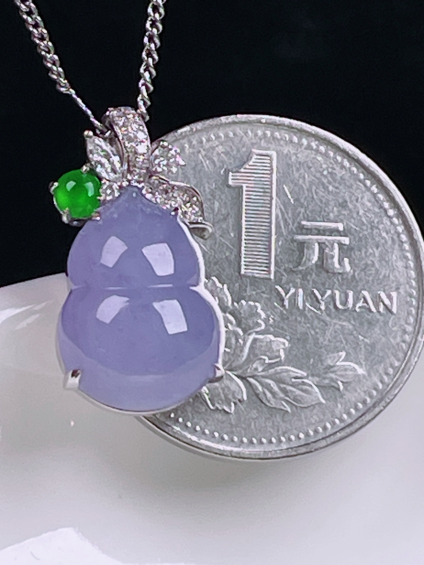 ️紫罗兰葫芦，老种起光，细底通透，尺寸：25.7/16.4/12.2裸石14.7/11.7/6mm0730