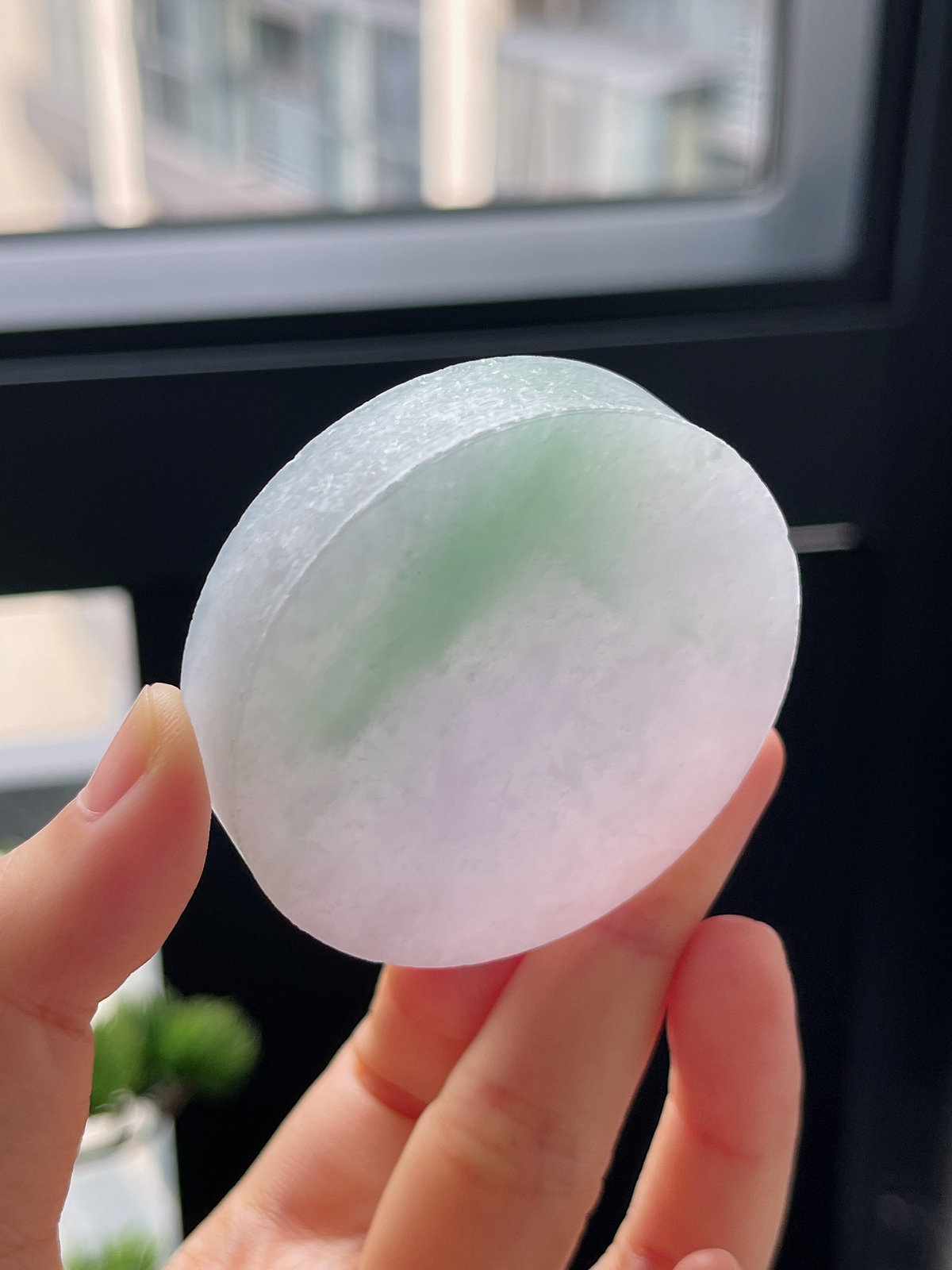 翡翠糯化种春带彩镯心