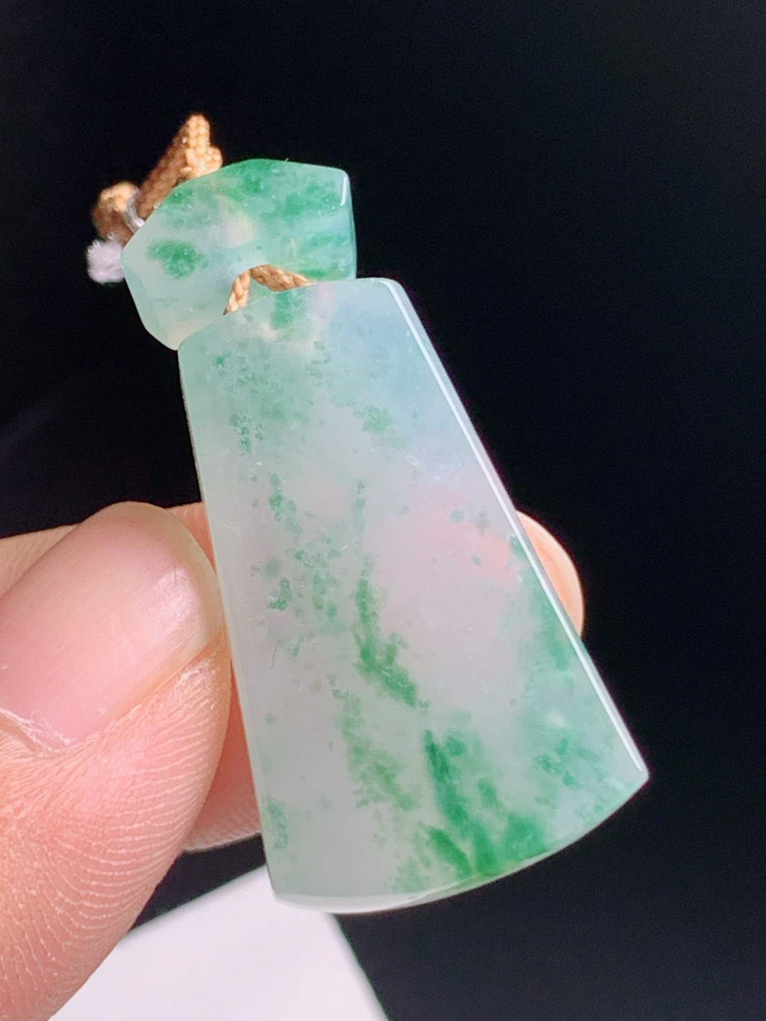 ️ 冰种飘绿无事牌，飘花肆意自然灵动，形制规整简约