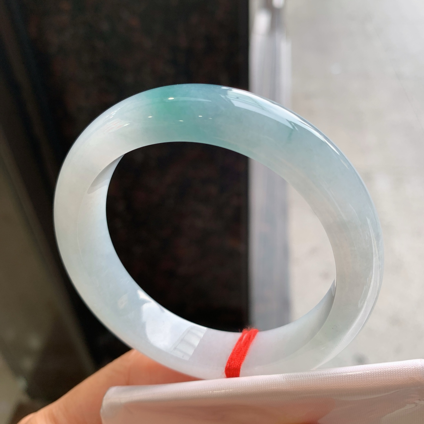 正圈飘蓝花 微纹微扣 尺寸：55.2/13.2/8.6 版型好