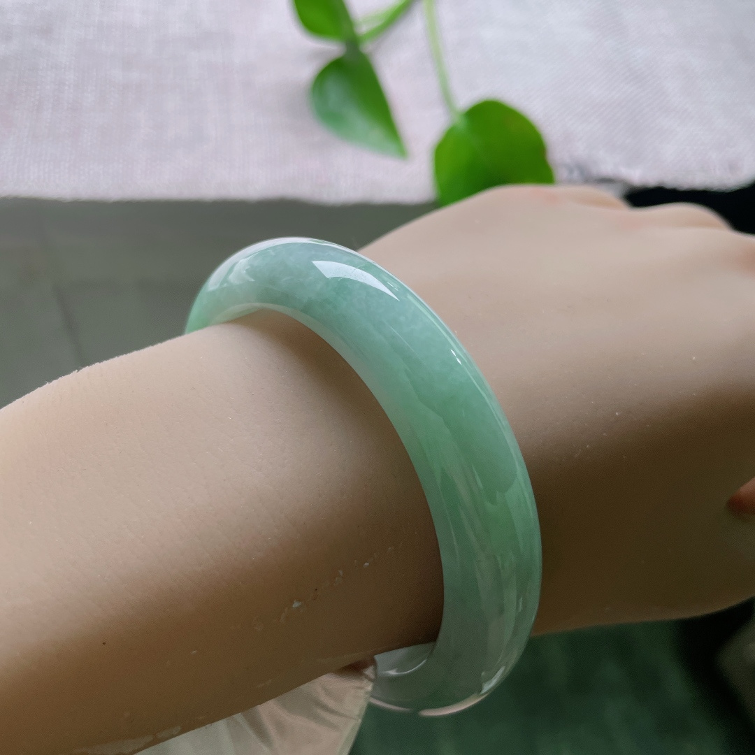 绿底正圈，色泽甜美，小清新，减龄必备，皮纹，54820a