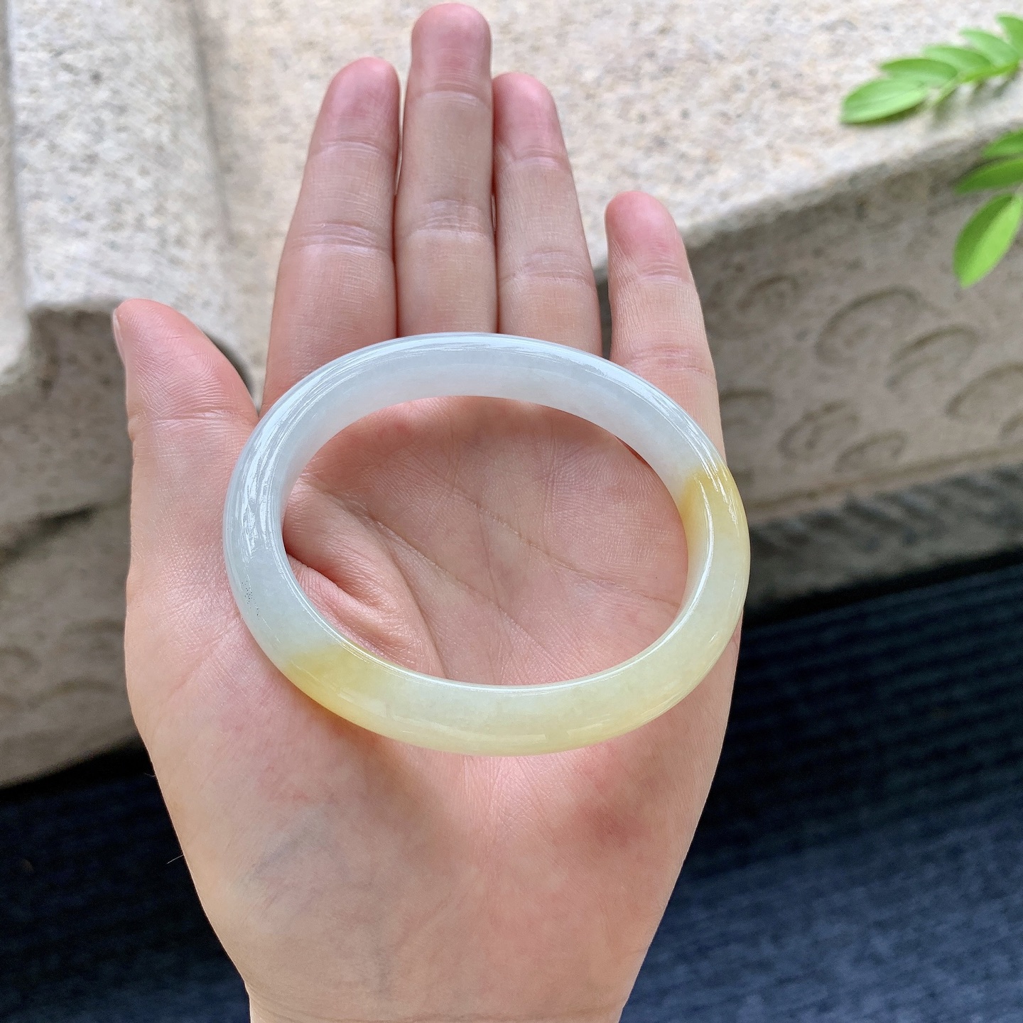 贵妃53 54，细糯飘黄翡，水润，种老，细腻，无裂