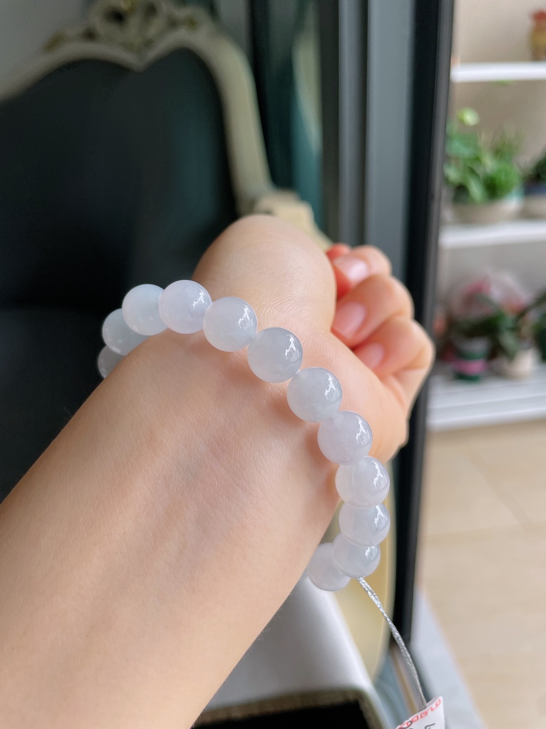 缅甸天然翡翠A货，白冰手串，尺寸：10mm。【编4459】
