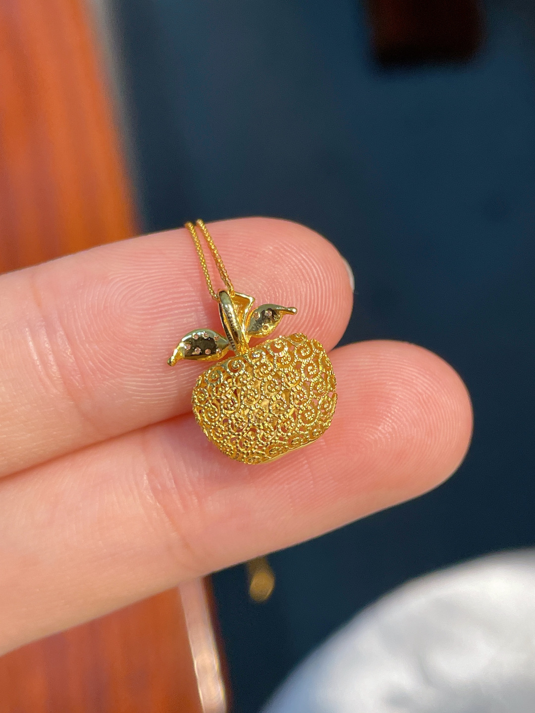 ️阳绿葫芦锁骨链  18k金镶嵌