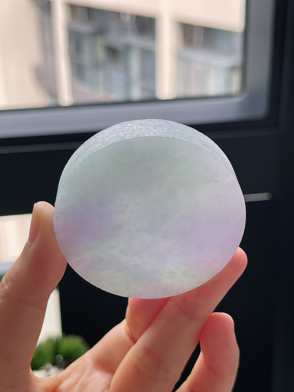 翡翠糯化种春带彩镯心