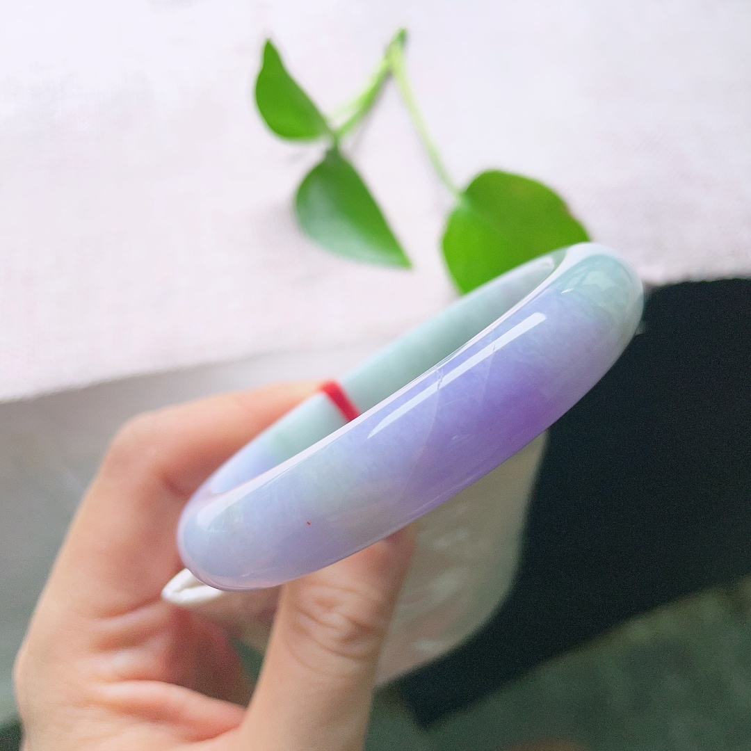 56/12.6/8.8，正圈，淡绿搭配，春意阑珊，妩媚多姿，有纹，55240a