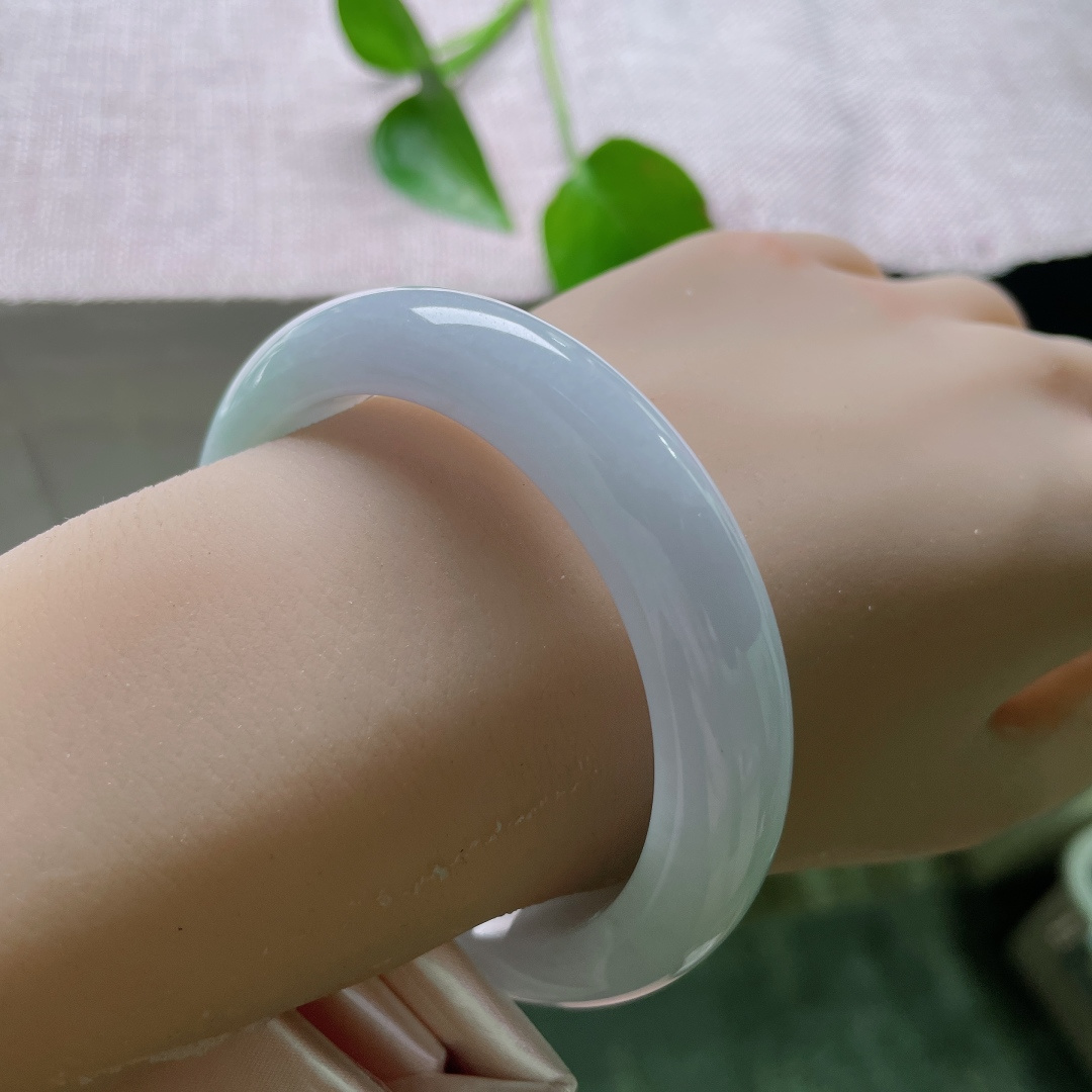 54.8/12/9，淡春彩正圈，版型正，厚装大气，底子细腻，温文尔雅，皮纹，55260a