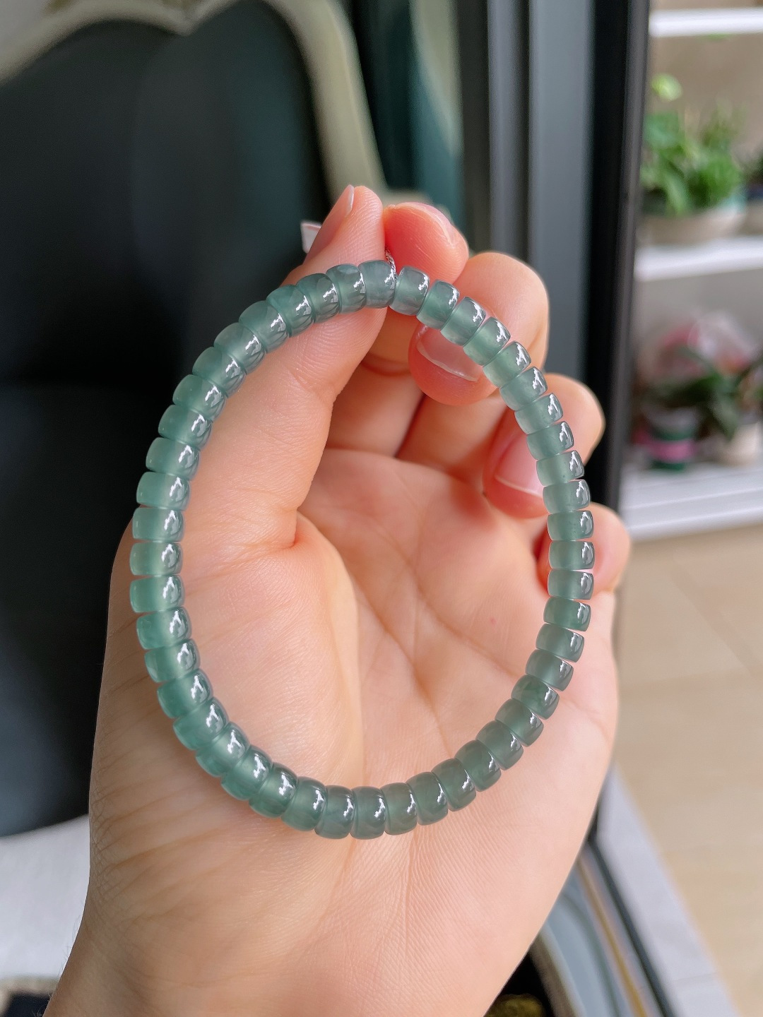 ️，天然翡翠A货，冰蓝水算盘珠手串，尺寸：5.8mm。【编4105】