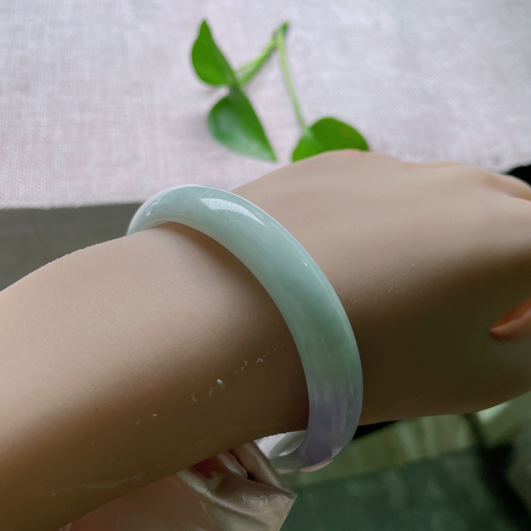 春彩贵妃，水头好，肉质细腻干净，双彩，皮纹，55244a