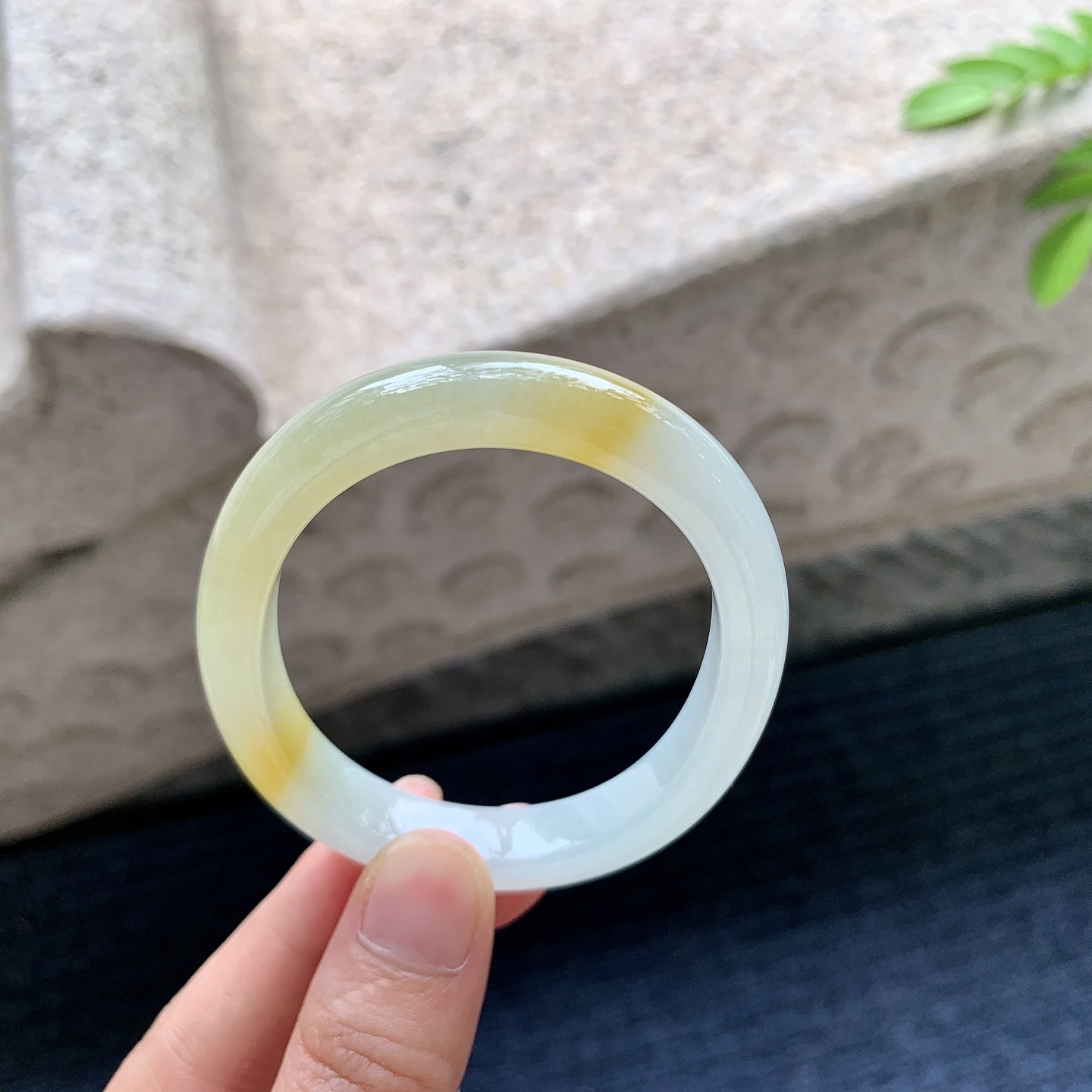 贵妃53 54，细糯飘黄翡，水润，种老，细腻，无裂