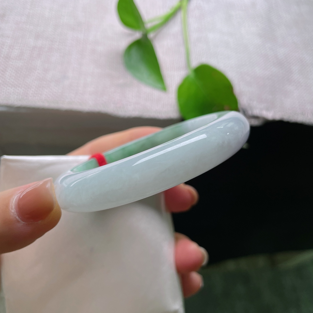 54.5/12.4/9.6油青正圈，水润细腻，皮纹，半山水有相逢，贵气，55204