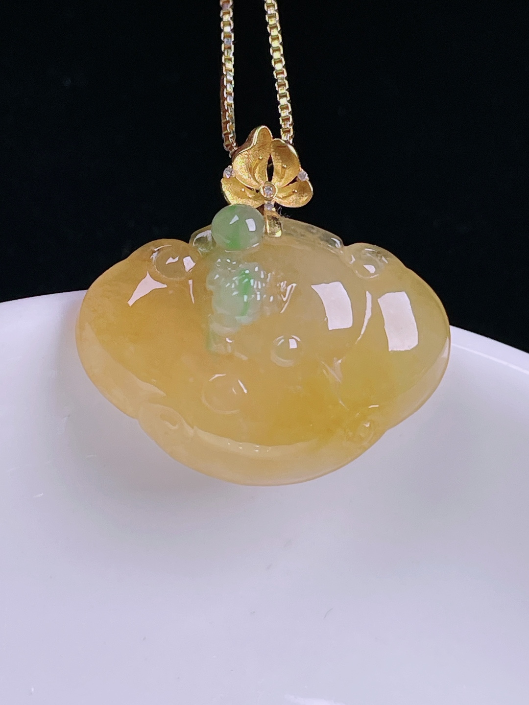 ️冰黄如意，老种起光，细底通透，尺寸：24.5裸石19/26/8.5mm0730