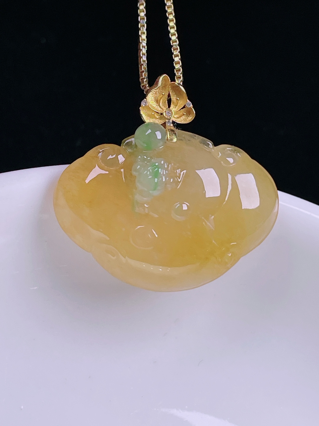 ️冰黄如意，老种起光，细底通透，尺寸：24.5裸石19/26/8.5mm0730