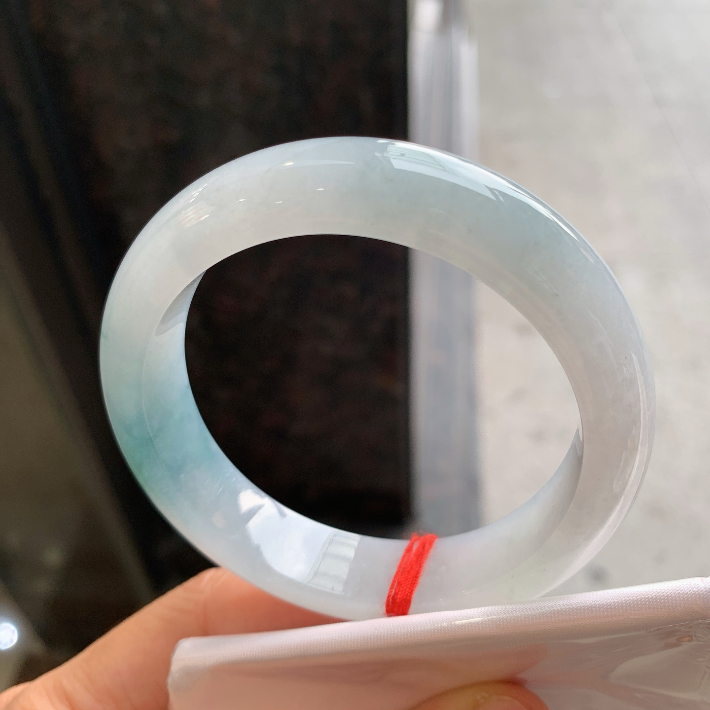 正圈飘蓝花 微纹微扣 尺寸：55.2/13.2/8.6 版型好