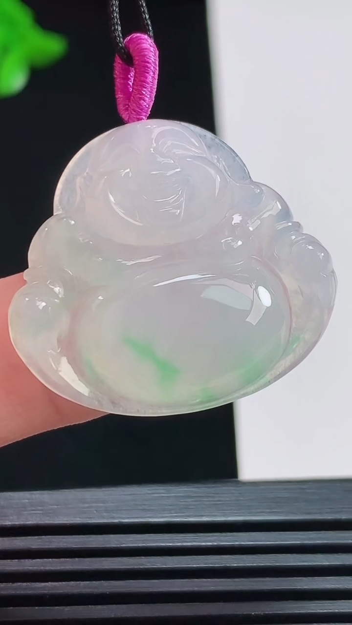 天然A货翡翠佛公吊坠，尺寸26-29-5.5 重量:6.50g
8月3日