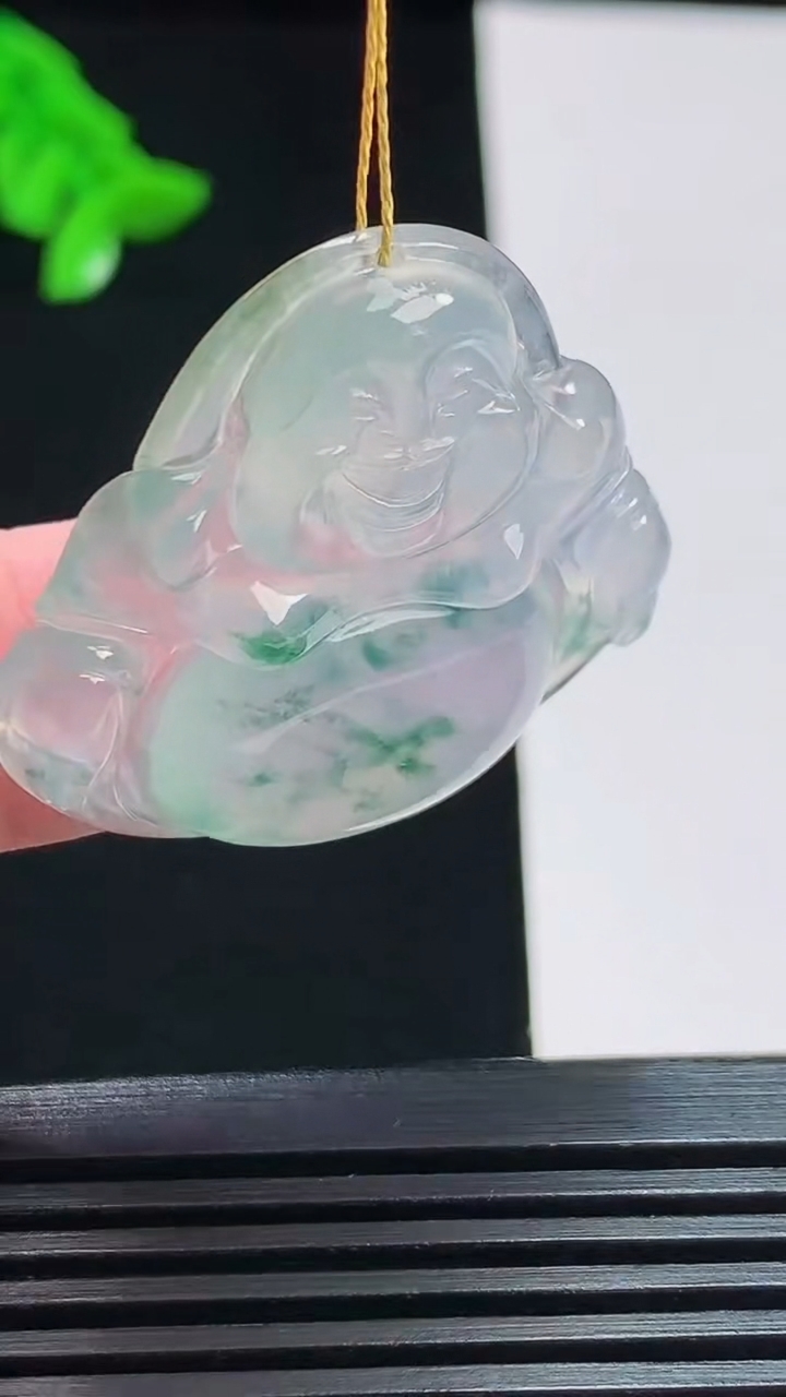 天然A货翡翠种飘花佛公吊坠，尺寸32-34.5-5.6 重量:9.67g
8月7日