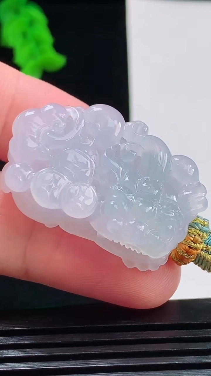 天然A货翡翠紫罗兰霸王貔貅吊坠，尺寸35-21.6-11.6 重量:19.31g
8月8日