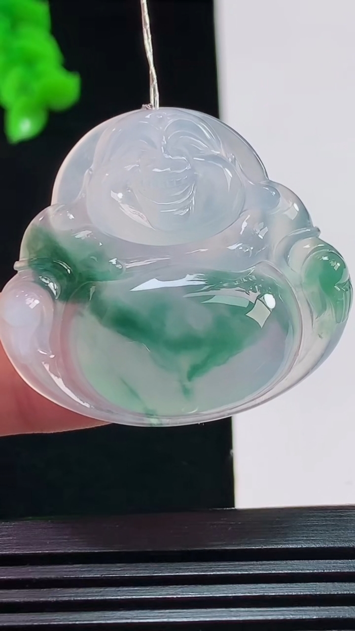 天然A货翡翠种飘花佛公吊坠，尺寸32-35-6 重量:9.78g
8月10日