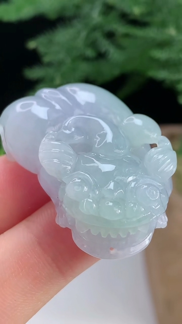 天然A货翡翠紫罗兰貔貅吊坠，尺寸38.5-25-12.5，重量:24.62g
8月14日
