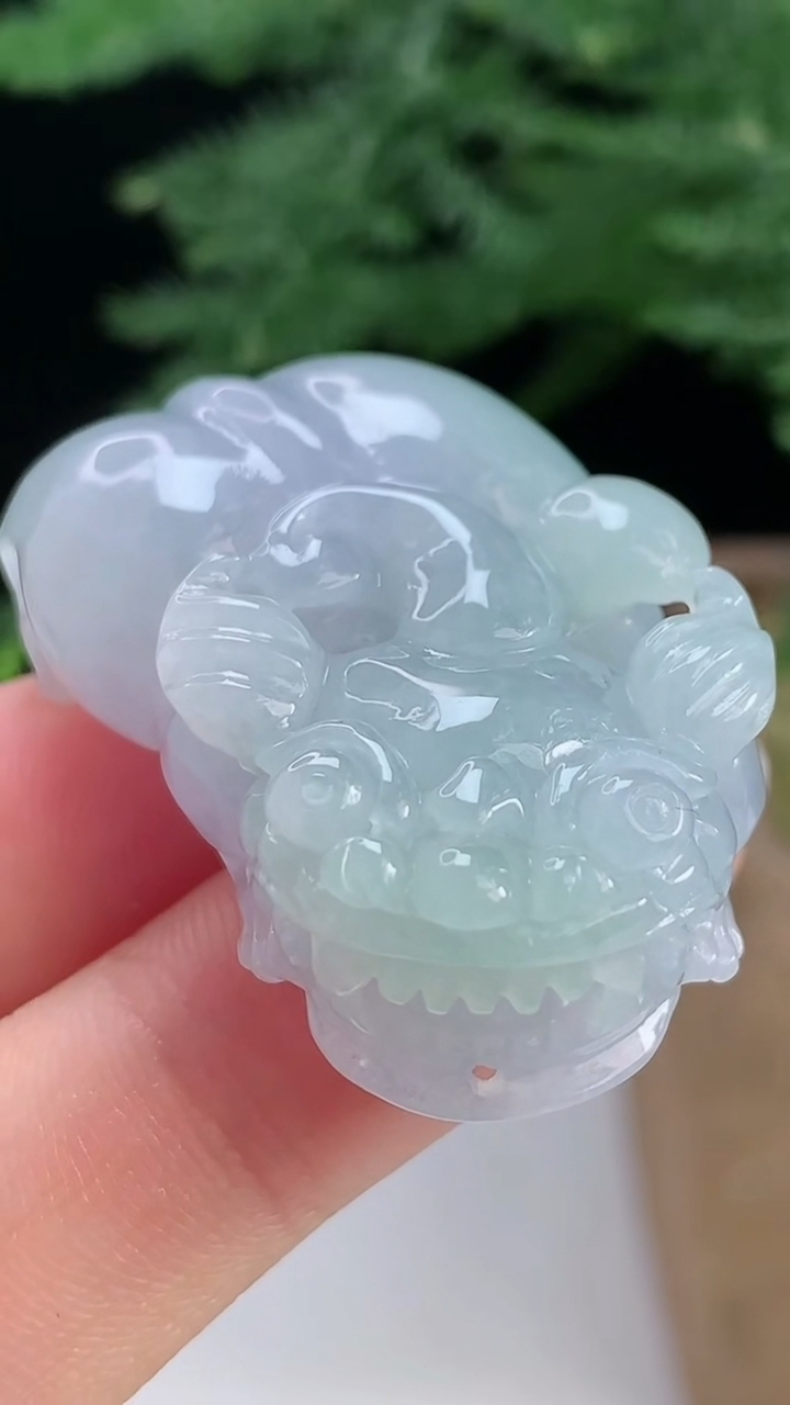 天然A货翡翠紫罗兰貔貅吊坠，尺寸38.5-25-12.5，重量:24.62g
8月14日