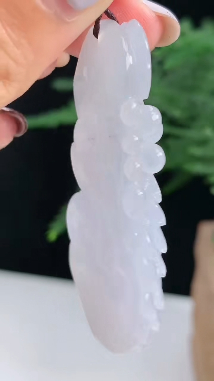 天然A货翡翠紫罗兰凤凰吊坠，尺寸56-28.6-10 重量:27.02g
8月14日