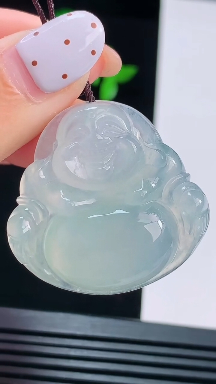 天然A货翡翠佛公吊坠，尺寸32.5-34-7 重量:12.30g
8月16日