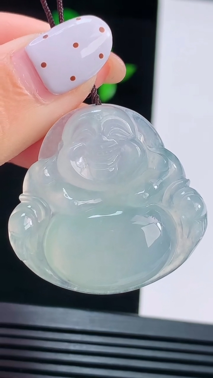 天然A货翡翠佛公吊坠，尺寸32.5-34-7 重量:12.30g
8月16日