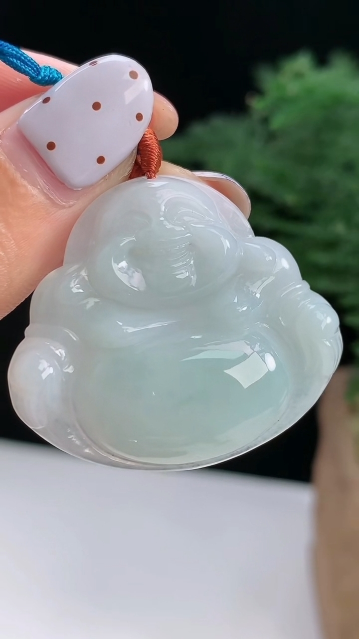 天然A货翡翠佛公吊坠，尺寸31-36-6 重量:9.83g
8月17日