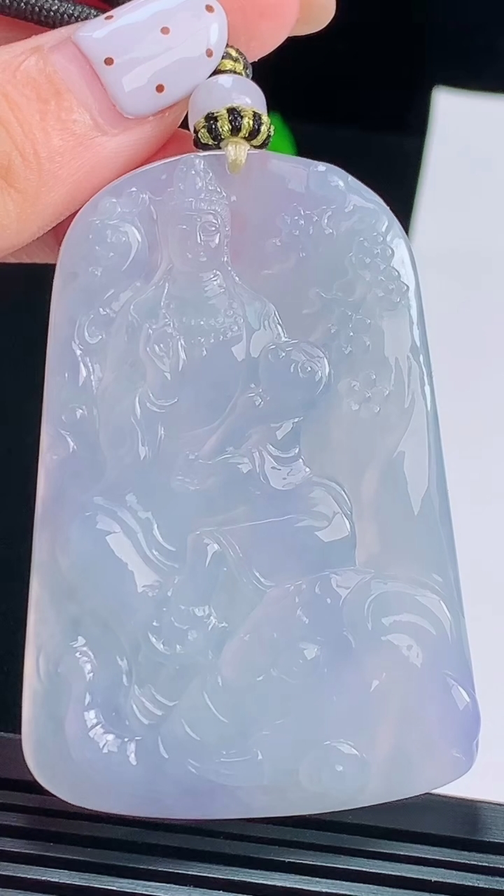 天然A货翡翠种紫罗兰普贤菩萨吊坠，尺寸60-41-5.8 重量:35.93g
8月17日