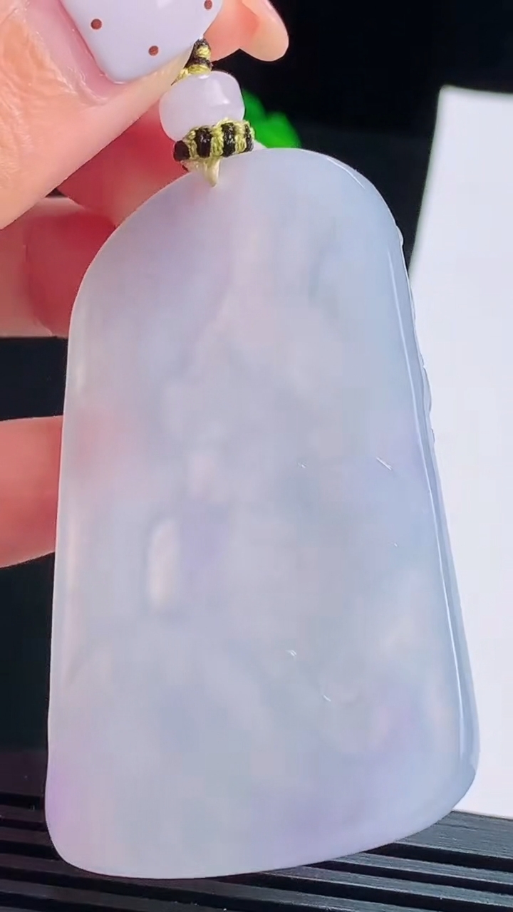 天然A货翡翠种紫罗兰普贤菩萨吊坠，尺寸60-41-5.8 重量:35.93g
8月17日