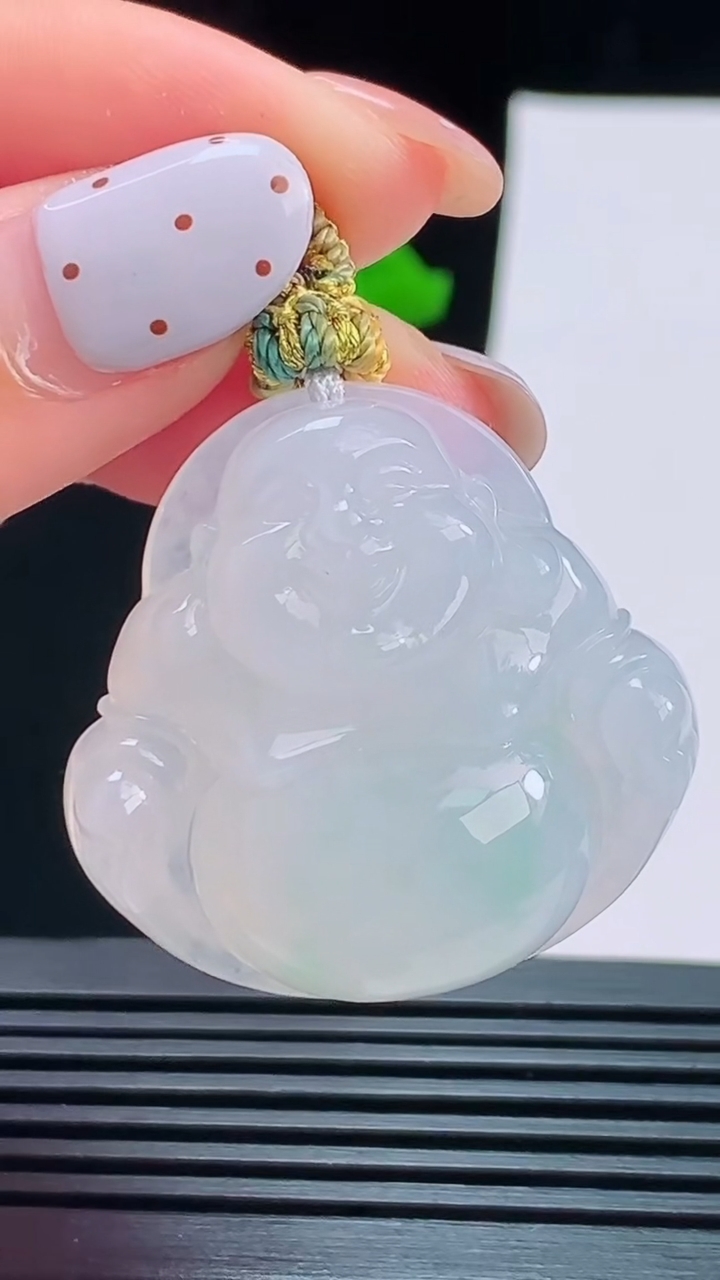 天然A货翡翠佛公吊坠，尺寸32.5-34-10 重量:17.22g
8月17日