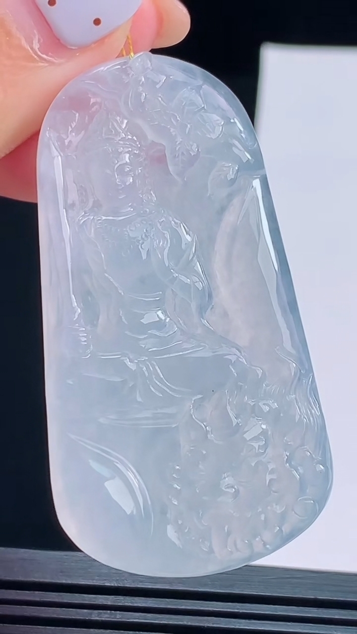 天然A货翡翠文殊菩萨吊坠，尺寸57-30-5，重量:20.32g
8月17日