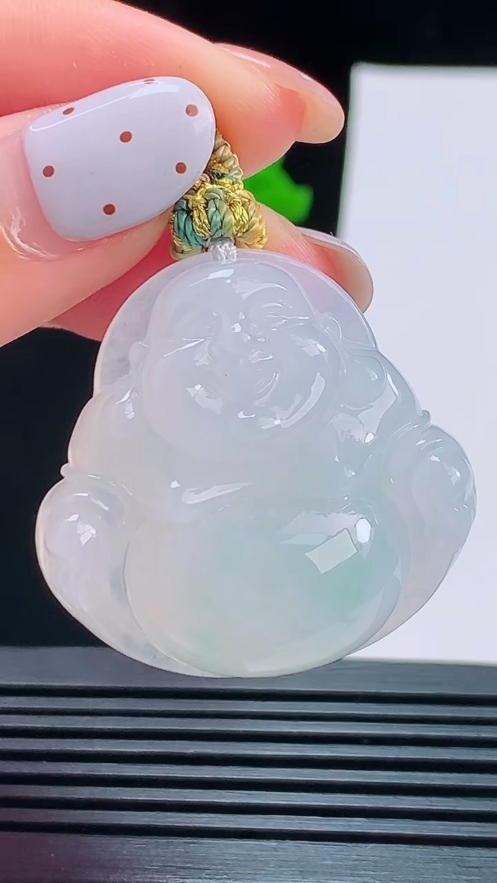 天然A货翡翠佛公吊坠，尺寸32.5-34-10 重量:17.22g
8月19日