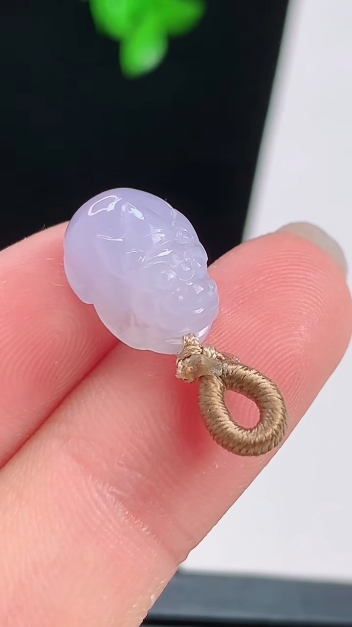 天然A货翡翠紫罗兰貔貅吊坠，尺寸14-9-7.2，重量:1.86g
8月20日