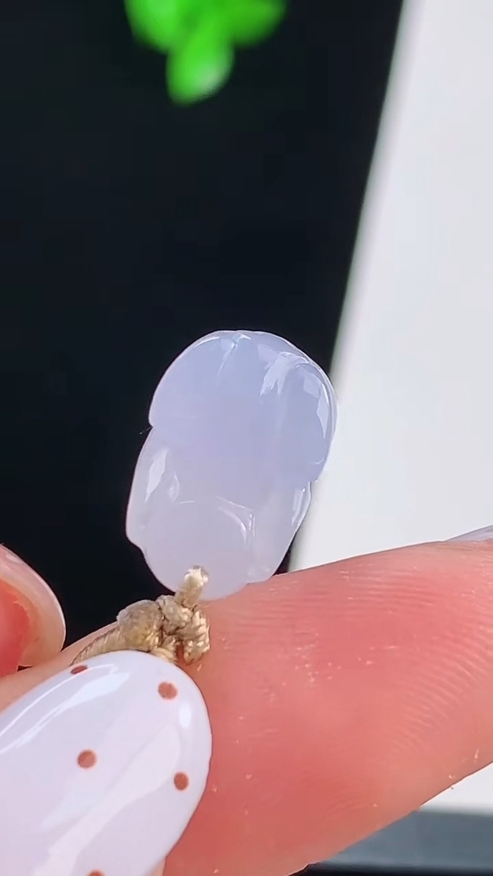 天然A货翡翠紫罗兰貔貅吊坠，尺寸14-9-7.2，重量:1.86g
8月20日