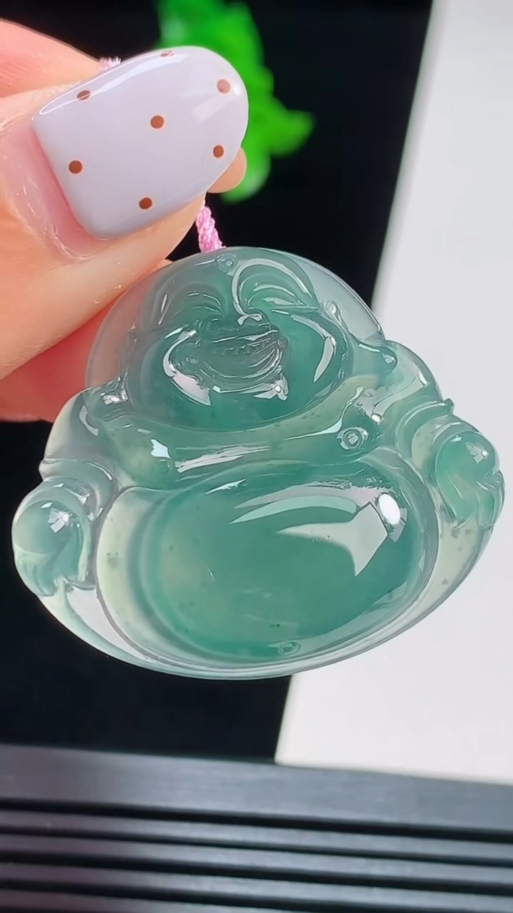 天然A货翡翠佛公吊坠，尺寸30-34.5-4.5，重量:6.86g
8月21日