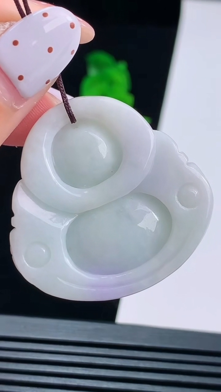 天然A货翡翠紫罗兰佛公吊坠，尺寸34-35.5-12.2 重量:22.24g
8月21日