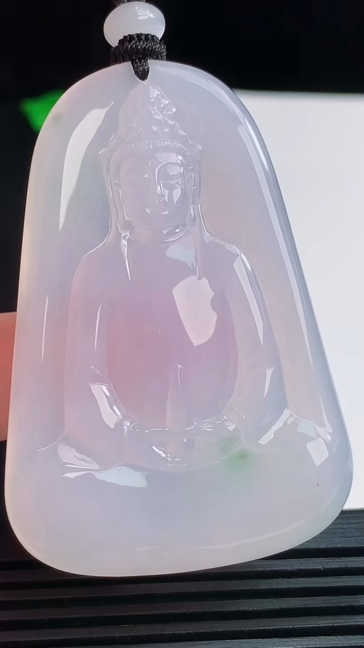 天然A货翡翠观音菩萨吊坠，尺寸58.2-40-4.6重量:27.14g
8月23日