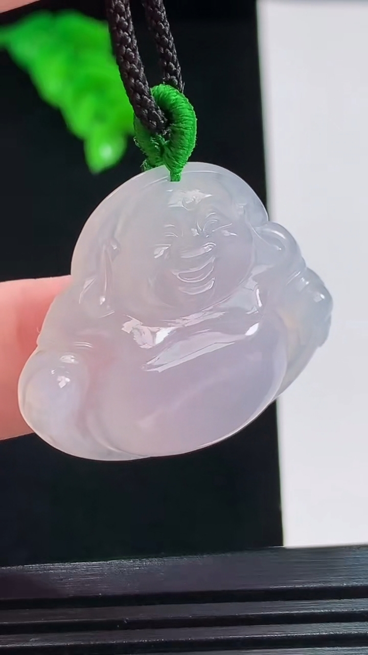 天然A货翡翠佛公吊坠，尺寸29.3-34.3-5.9重量:9.45g
8月26日