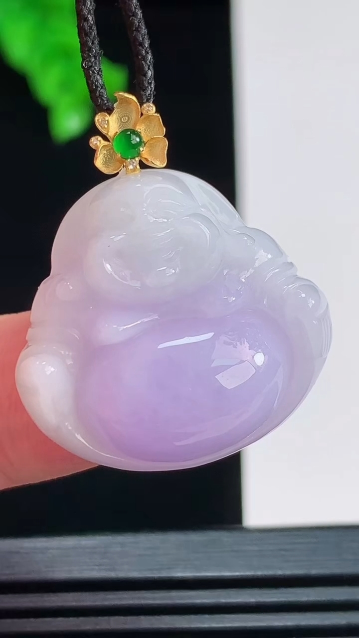 天然A货翡翠18k金紫罗兰佛公吊坠，尺寸24-26.3-8.6重量:8.00g
8月26日