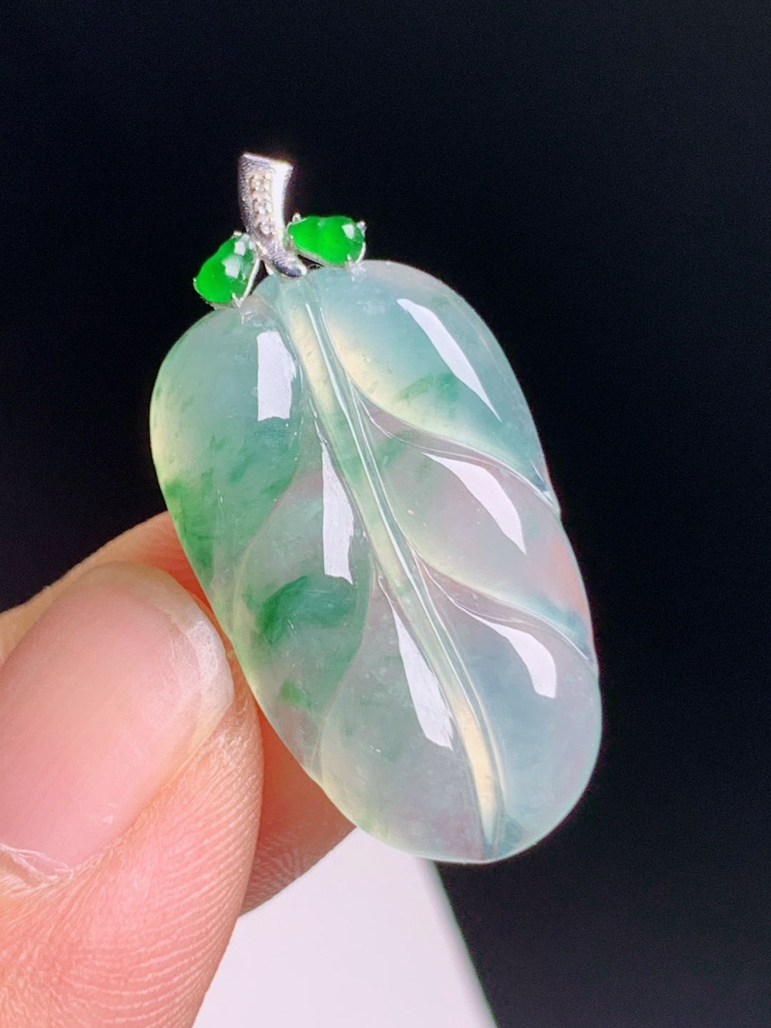 ️ 冰种飘花树叶吊坠，底色清爽飘花灵动，版型饱满温润耐看