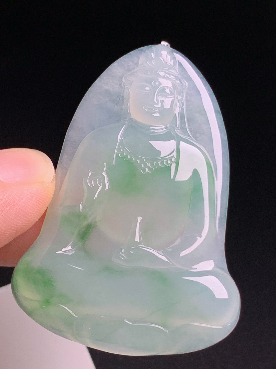 高冰飘绿观音，底色清爽飘花灵动，版型简约大气，裸石53.7-37.5-5.6，010729