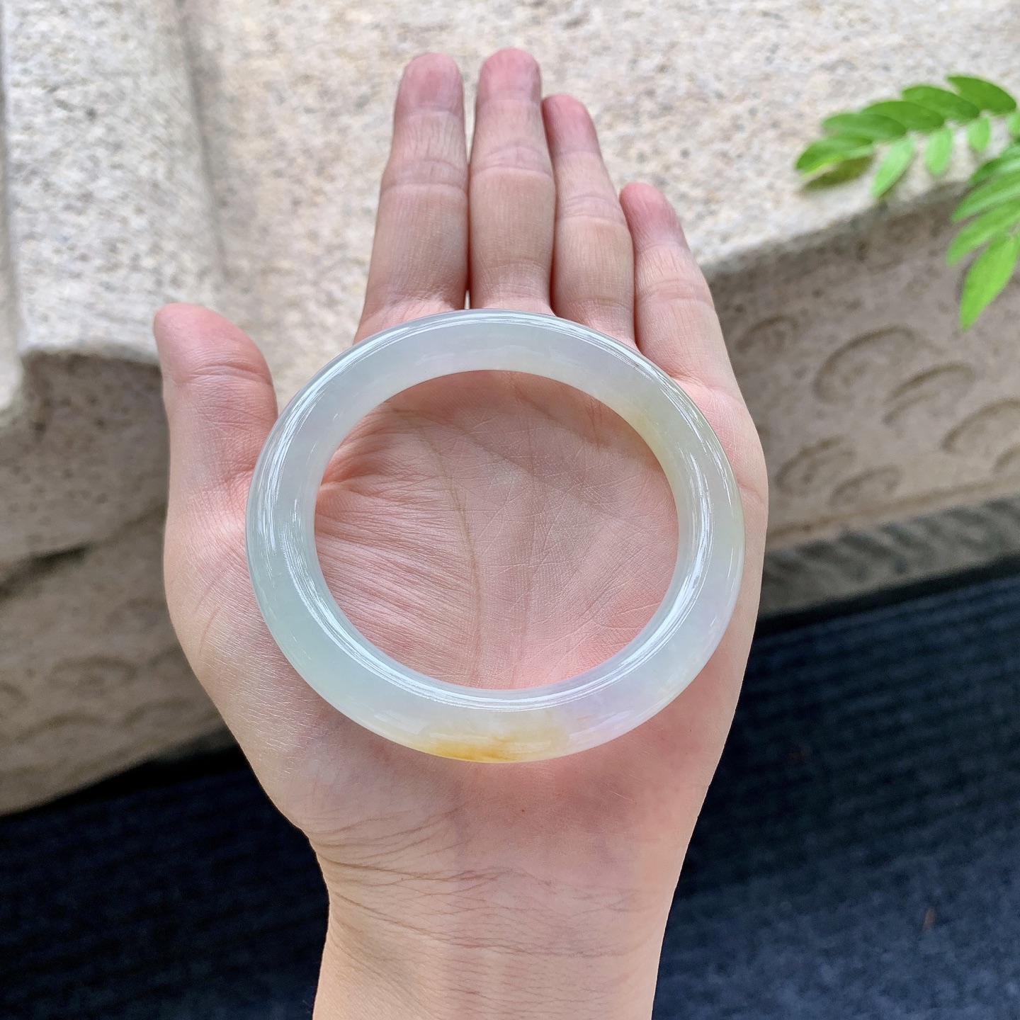 圆条51 52，圈口52.1/9.3/9，编码BA073012，冰糯黄翡，水润，种老，细腻，打灯有棉