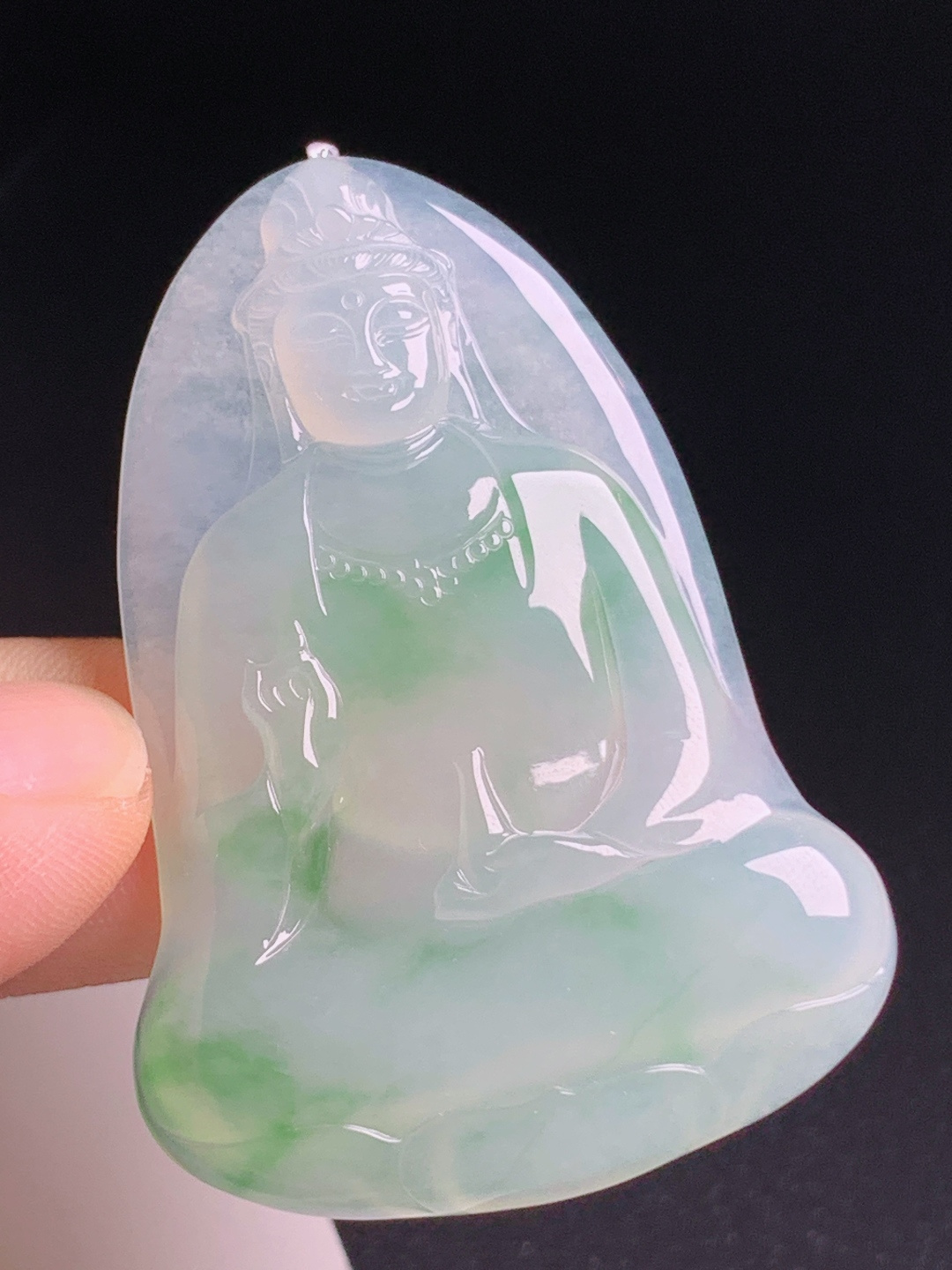 高冰飘绿观音，底色清爽飘花灵动，版型简约大气，裸石53.7-37.5-5.6，010729