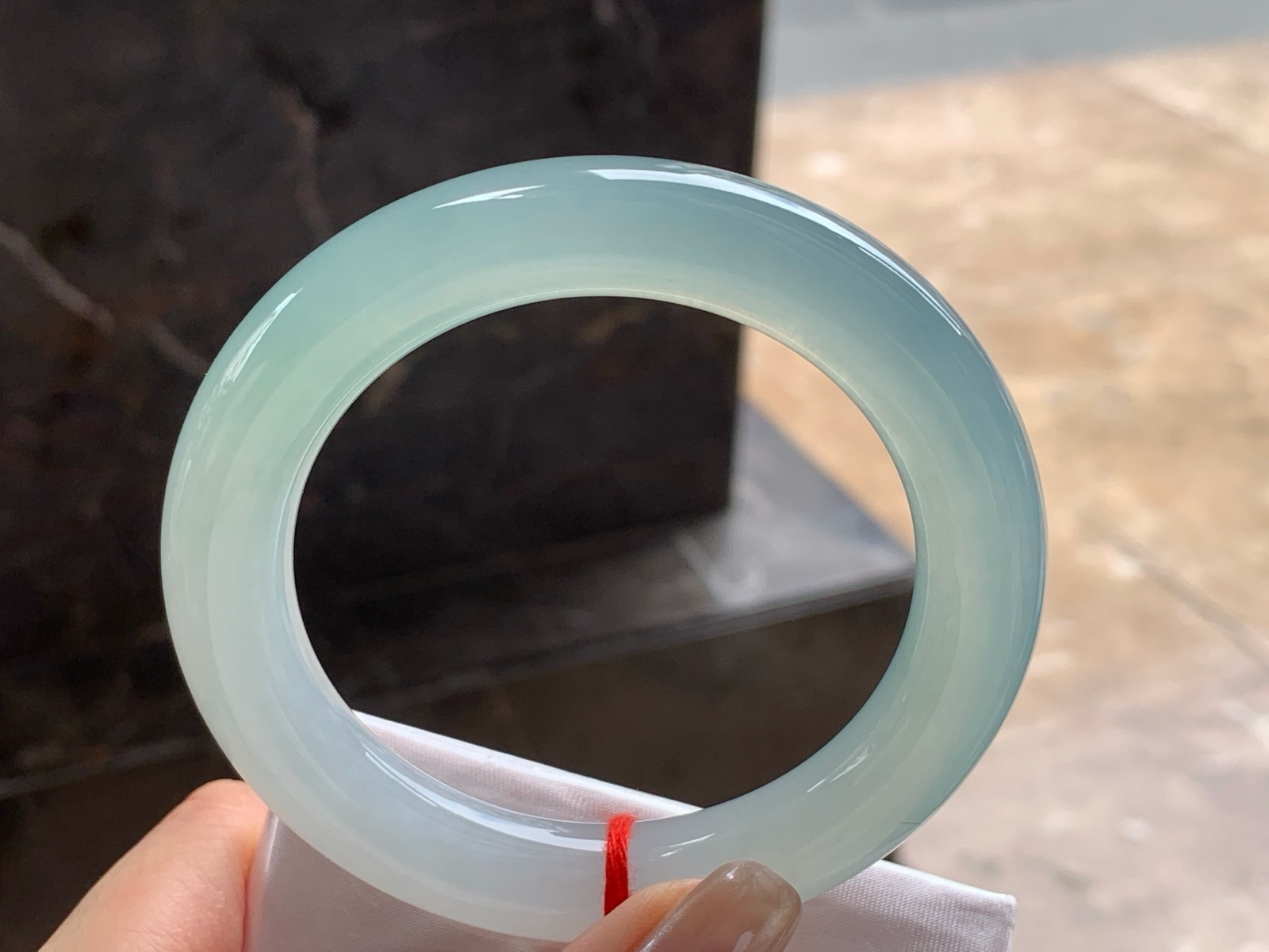 57-11.4
冰种晴水圆条手镯^_^冰味十足～半山半水实物漂亮