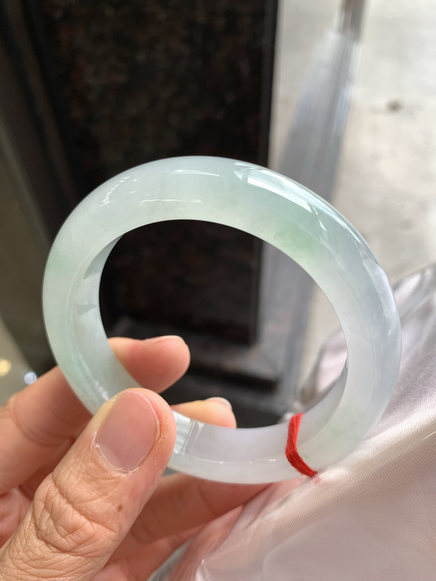 正圈冰飘绿 微细纹 尺寸：56.2/12.4/9.2 冰润