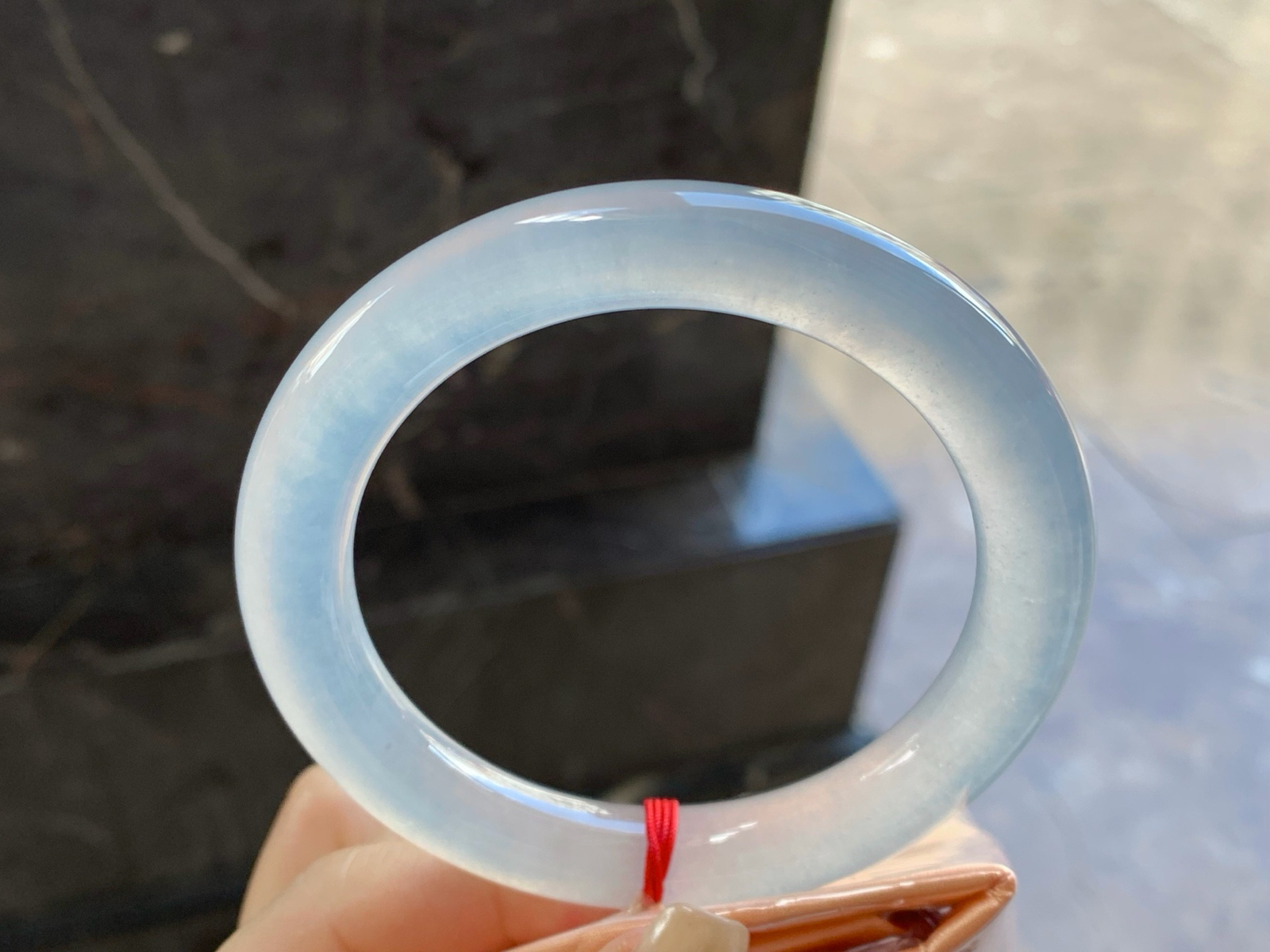 60.5-11
冰种圆条大圈口手镯^_^冰味十足～实物漂亮大圈口