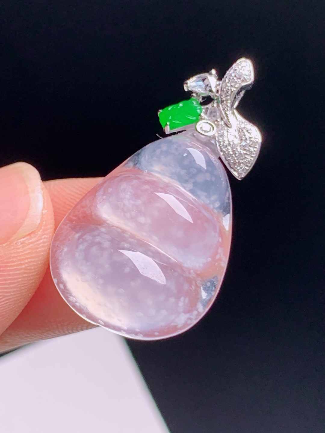 ️ 冰种福豆吊坠，冰种清透棉点灵动，版型圆润轻奢雅致