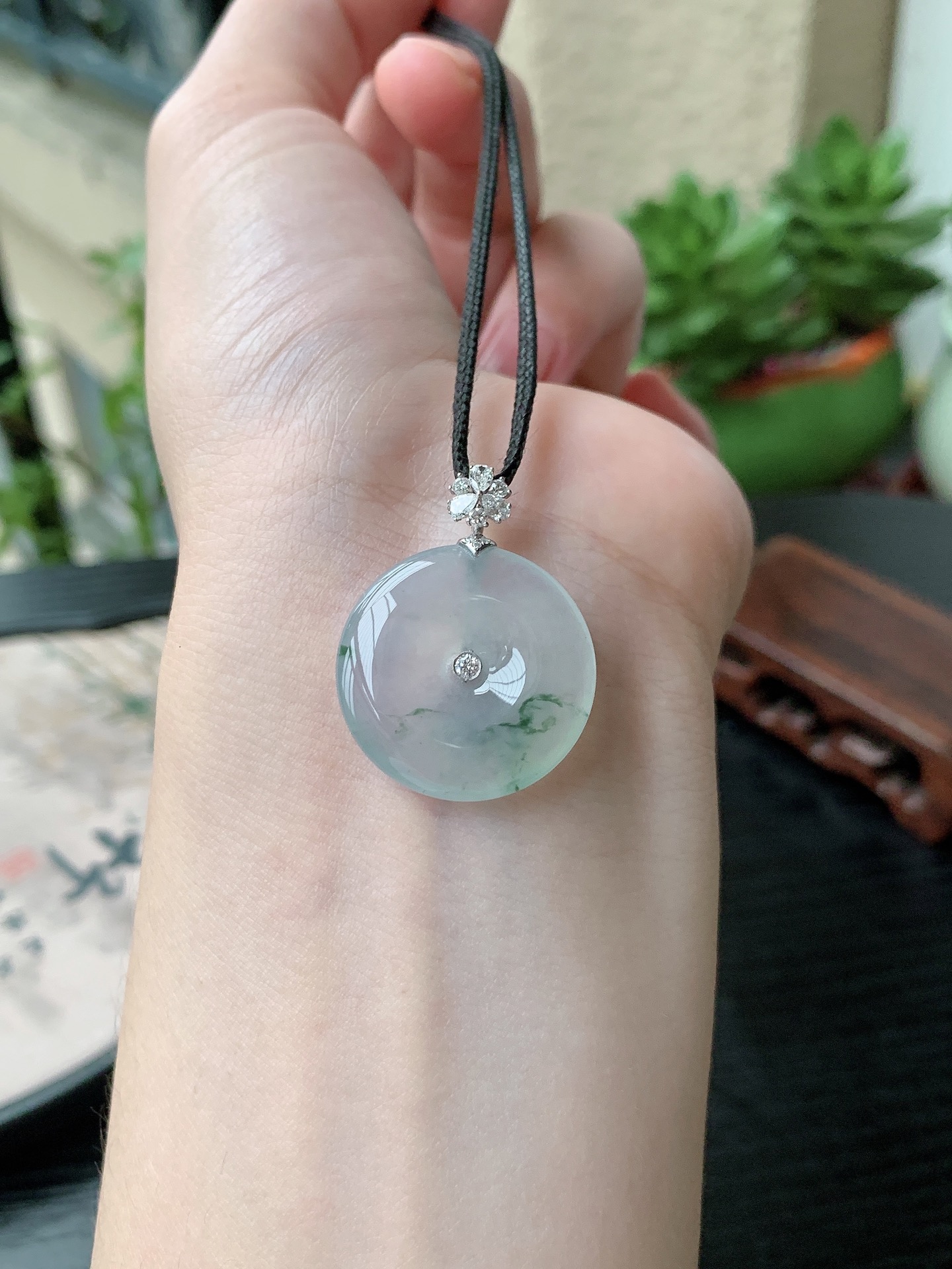 18k金镶嵌老坑冰种胶感飘蓝花平安扣吊坠,裸石尺寸:22.5-4.3mm