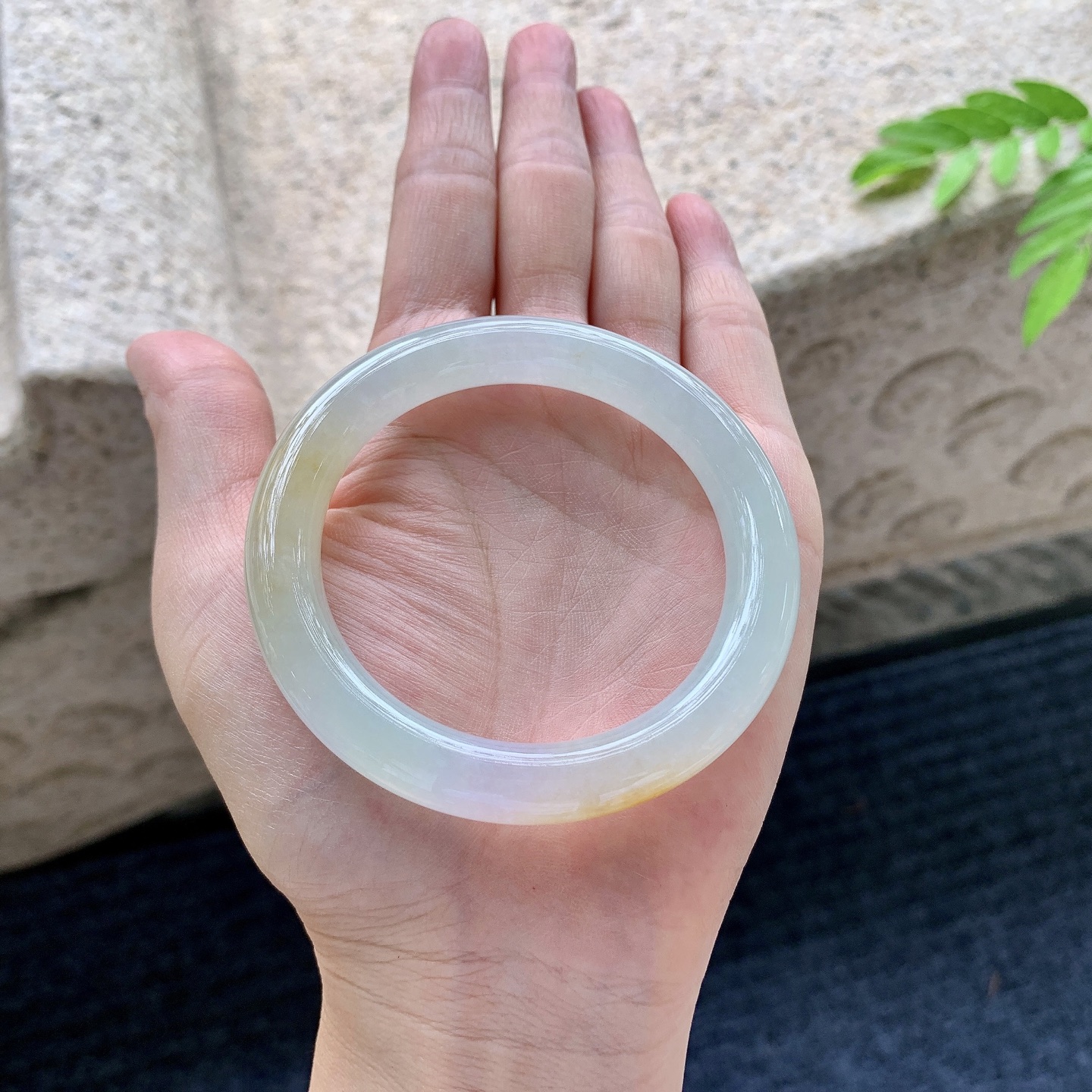圆条51 52，圈口52.1/9.3/9，编码BA073012，冰糯黄翡，水润，种老，细腻，打灯有棉线